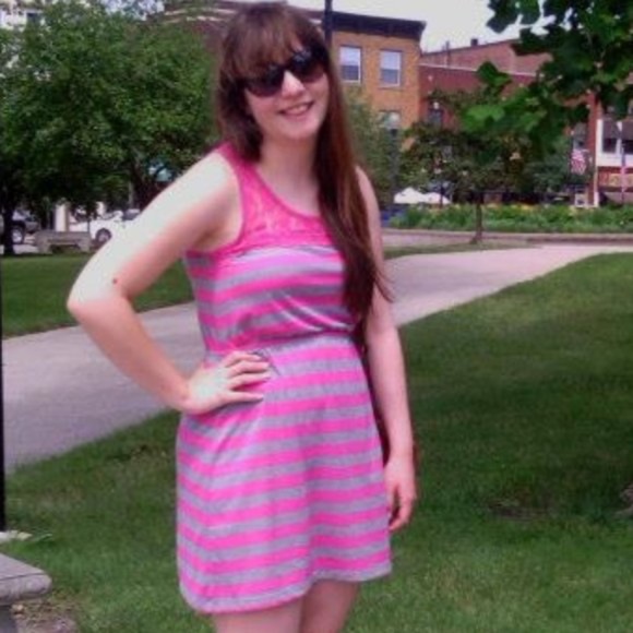 Grane Dress Medium - Picture 3 of 7